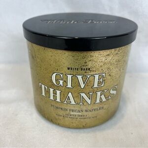 New WHITE BARN Bath & Body Works Candle PUMPKIN PECAN WAFFLES Three Wick 14.5 oz